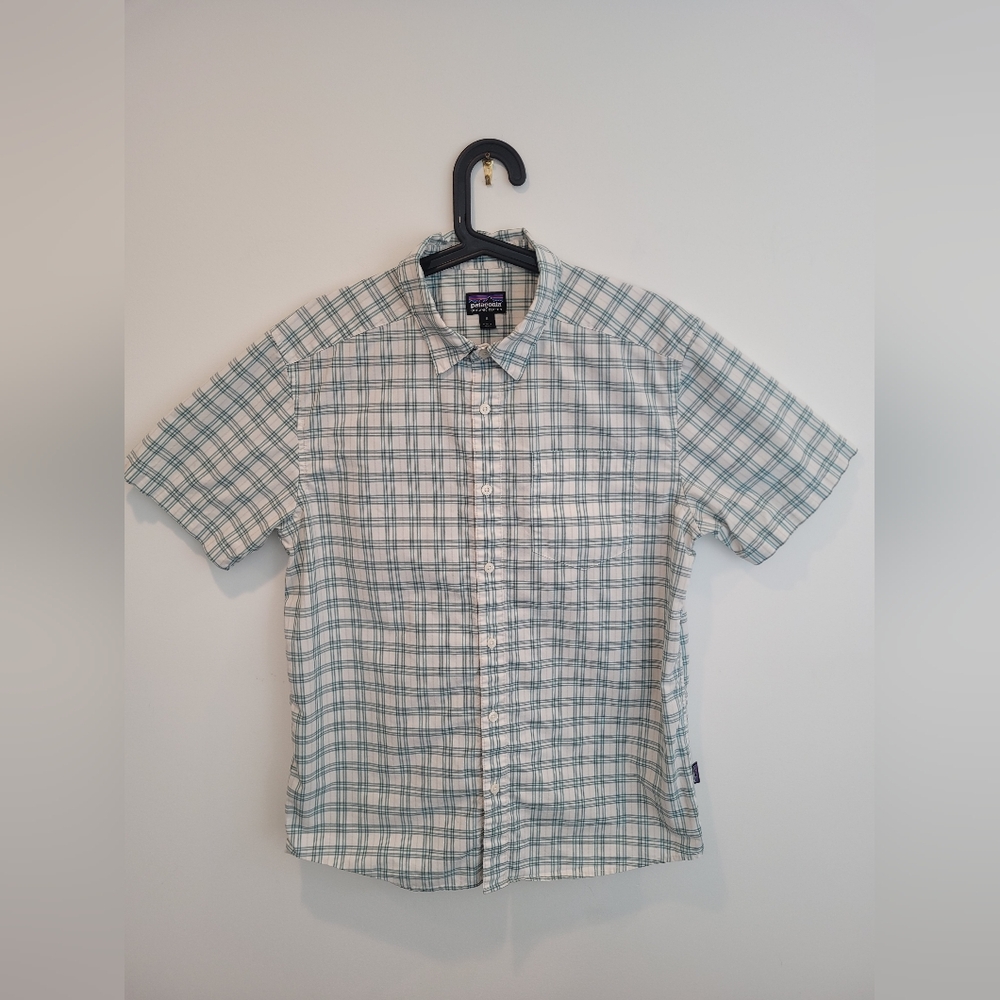 Patagonia Men's Medium Fezzman Organic Cotton Short-Sleeve Green Cream Plaid